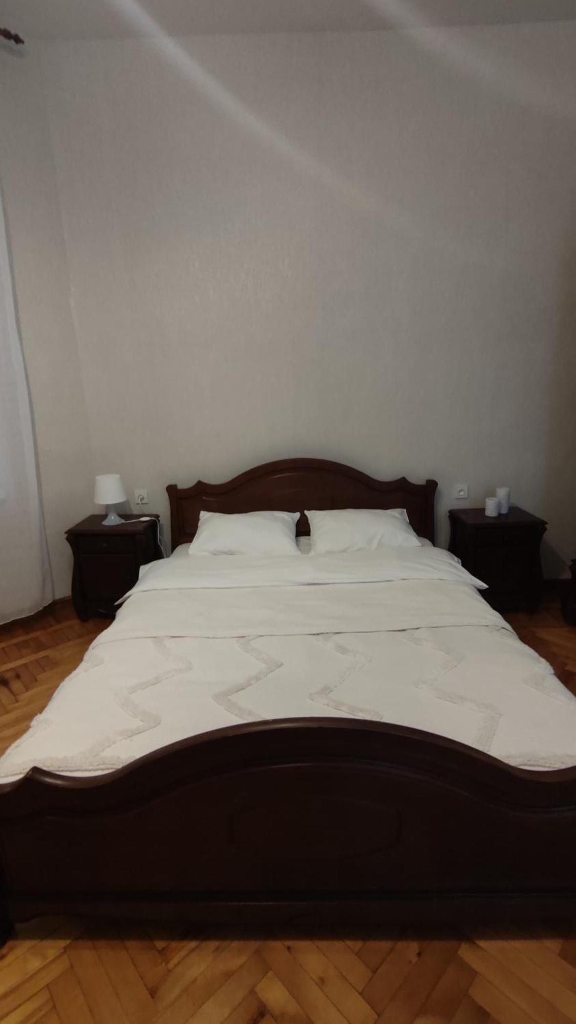Flat in the city center Odesa Exterior photo